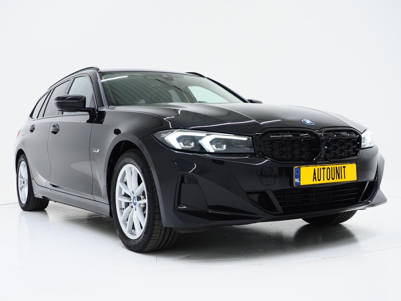 BMW 3-SERIE Touring 320e LCI Shadow Line | Nieuw Model | Widescreen | Carplay | Cruise | DAB | PDC | LED