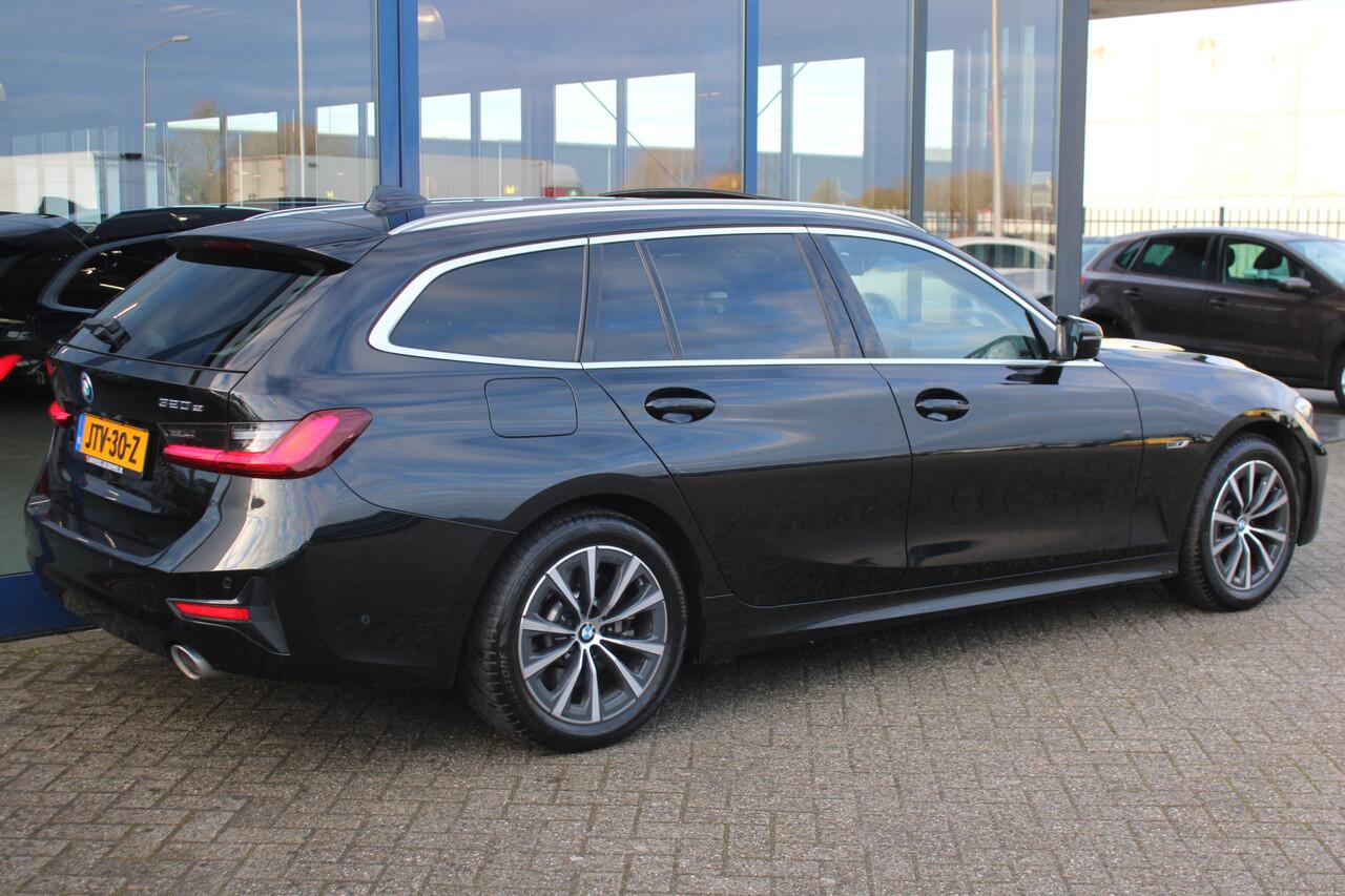 BMW 3-SERIE Touring 320e Business Edition Plus PANORAMADAK LEDER CARPLAY CAMERA