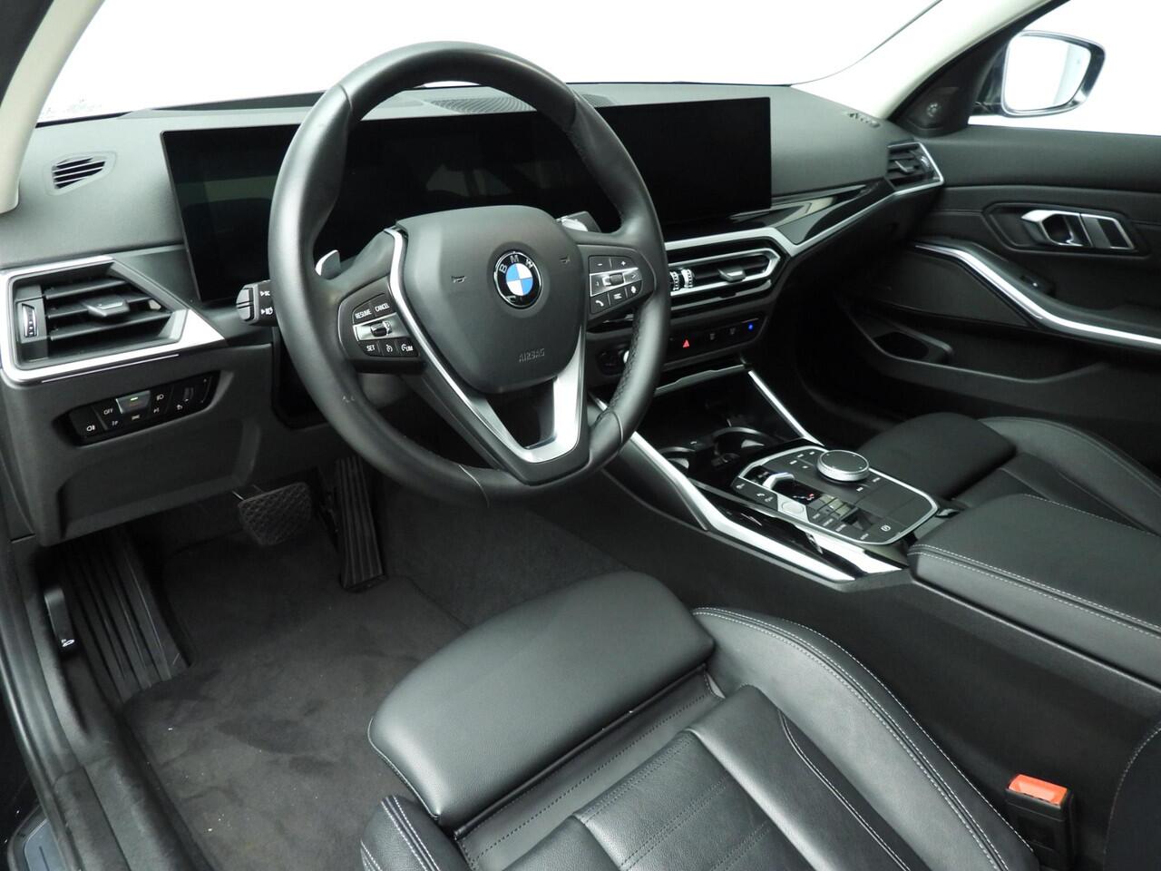 BMW 3-SERIE 320i | LED | Leder | HUD | Elektr. zetels | Sportstoelen | Keyles go | DAB | Harman-kardon sound | Alu 18 inch