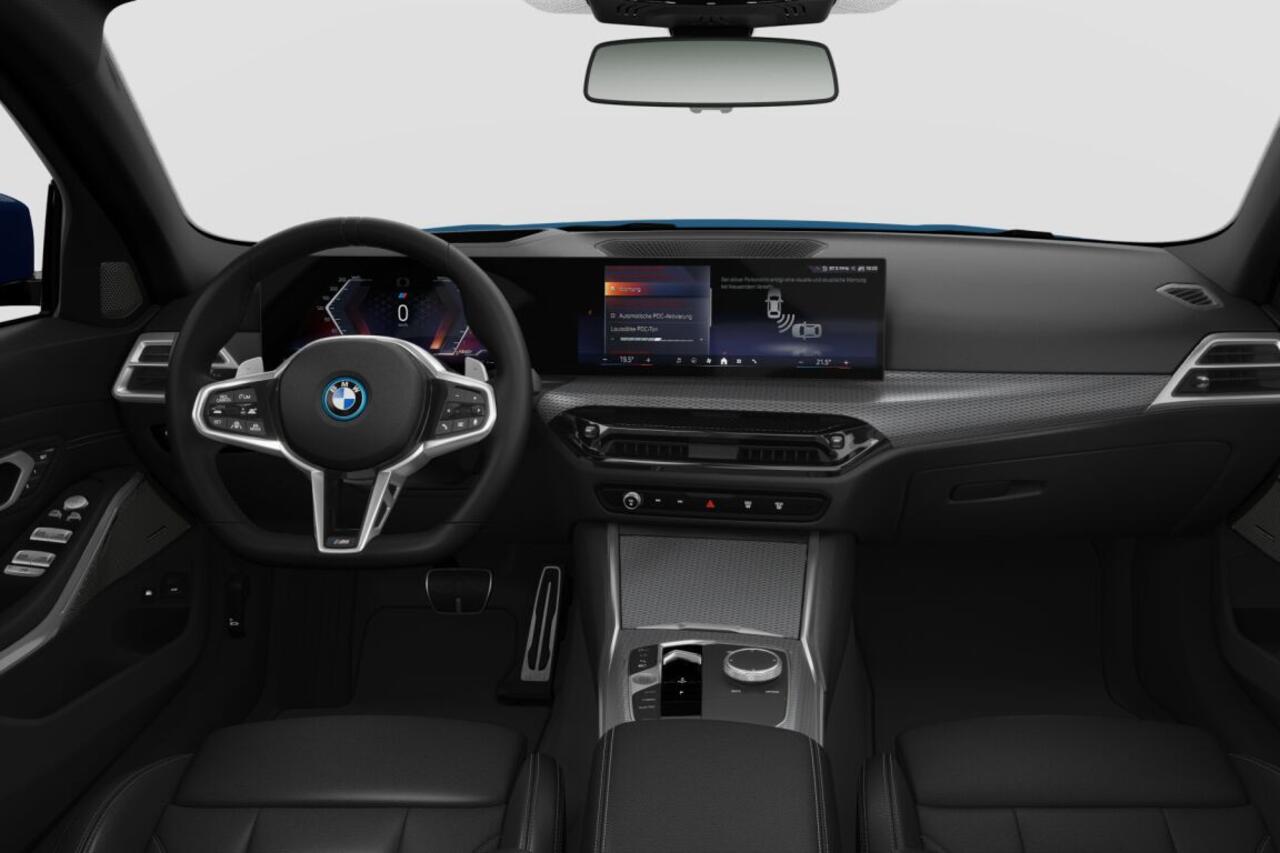 BMW 3-SERIE Touring 330e M Sport Edition | M Sportpakket Pro | Innovation Pack | Comfort Pack | Trekhaak