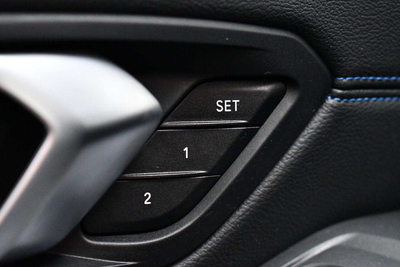 BMW 3-SERIE Touring M340d xDrive Pano ACC HiFi El-zetels Adp-onderstel 19inch