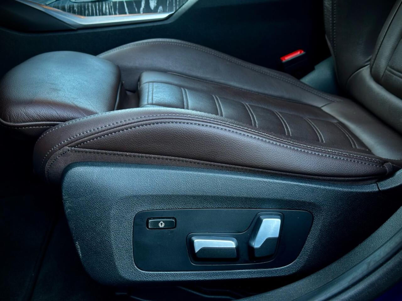 BMW 3-SERIE 320i M-PERFORMANCE LASER|DAK|HUD|MEMORY|HK VOL!