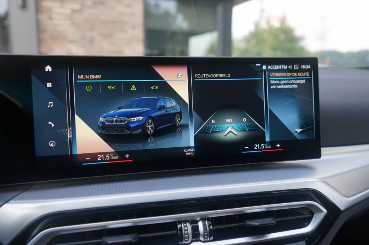 BMW 3-SERIE 330e xDrive M-Sport Individual