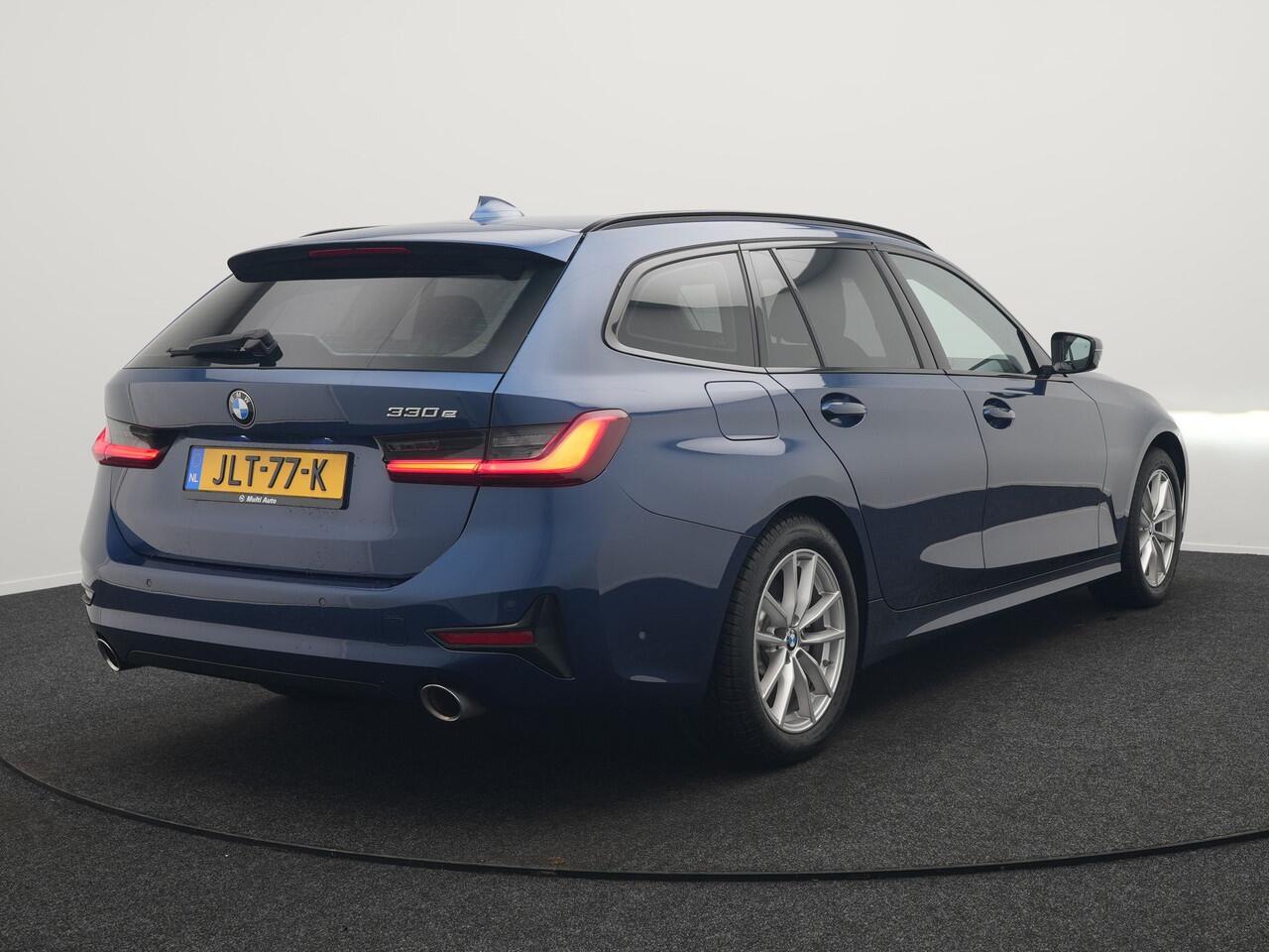 BMW 3-SERIE Touring 330e Sportline Plug In Hybrid 293pk Dealer O.H PHEV | Adaptive Cruise | Apple Carplay | Lederen Sportstoelen Verwarmd | Blis | Lane Assist | Front Assist | Navigatie | Virtual | DAB |