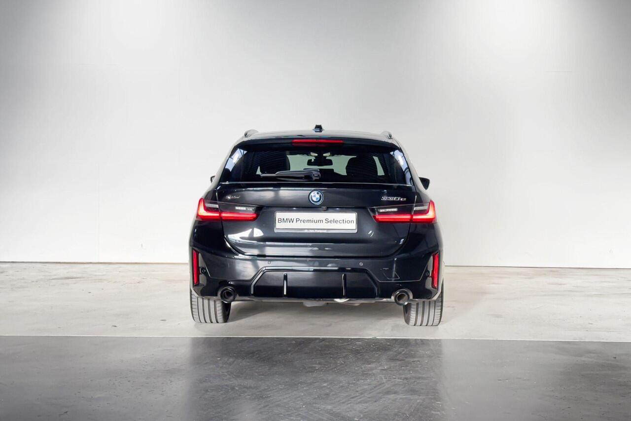BMW 3-SERIE Touring 330e xDrive Innovation Pack M Sportpakket Pro Aut.