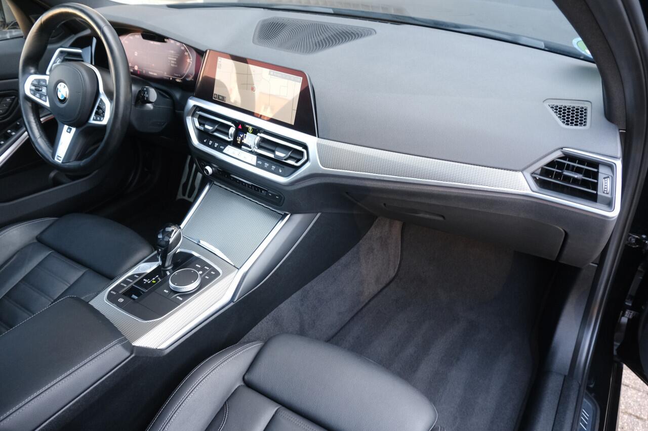 BMW 3-SERIE Touring M340i xDrive High Executive Edition Panodak LaserLed ACC Keyless