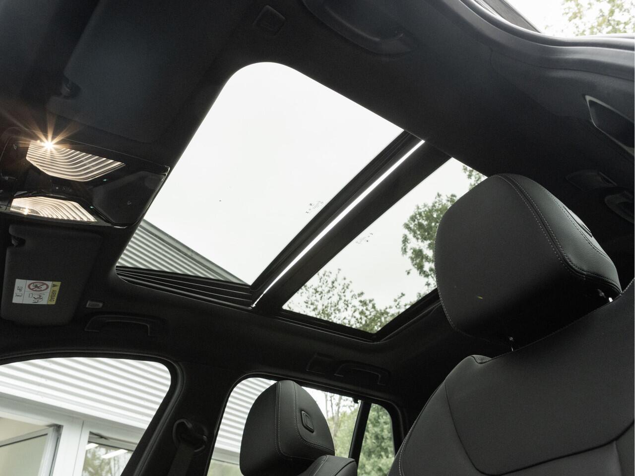 BMW 3-SERIE Touring 330e xDrive M-Sport - LCI 2 - Pano - Driving Ass Prof - Trekhaak