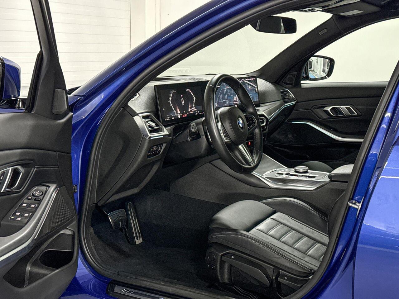 BMW 3-SERIE Sedan 320i l M-Sport | Stoelverwarming