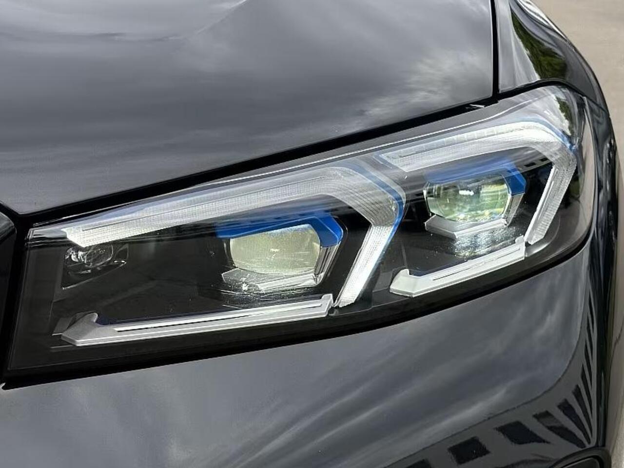 BMW 3-SERIE Touring 330e M-SPORT ** ADAPT. LED, HALF-LEDER, HuD, ACC, SHADOW LINE, H&K SOUND, 19-inch LMV ** 1e EIG - UNFALLFREI ** ** INFORMEER OOK NAAR ONZE AANTREKKELIJKE FINANCIAL-LEASE TARIEVEN **