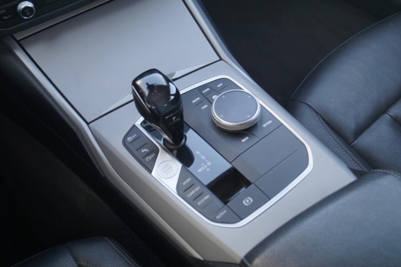 BMW 3-SERIE Touring 318i Automaat High Executive Edition -LEER-