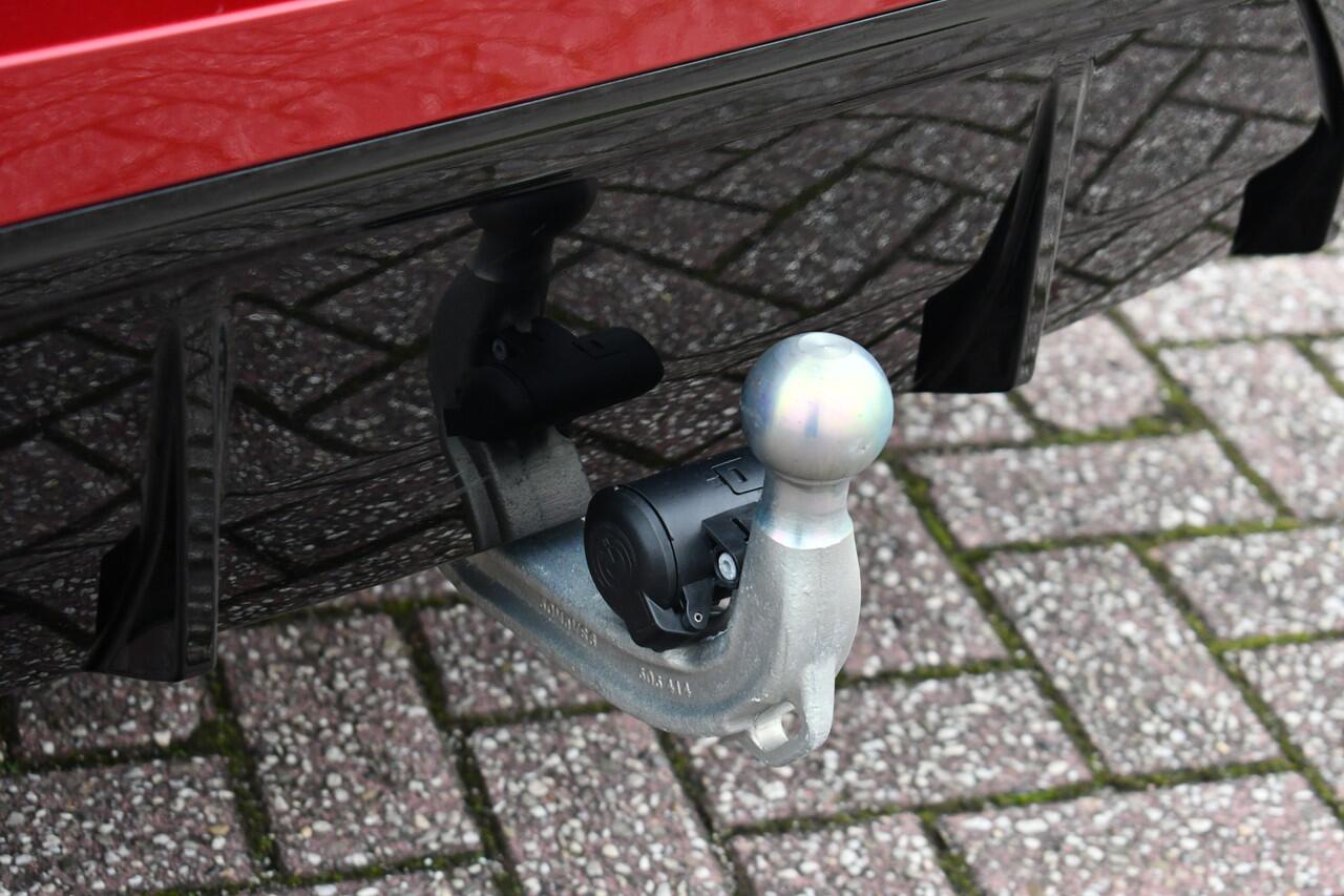 BMW 3-SERIE Touring 330e M-Sport Pro LCI-2 Pano Trekh 360 HUD 19inch El-zetels