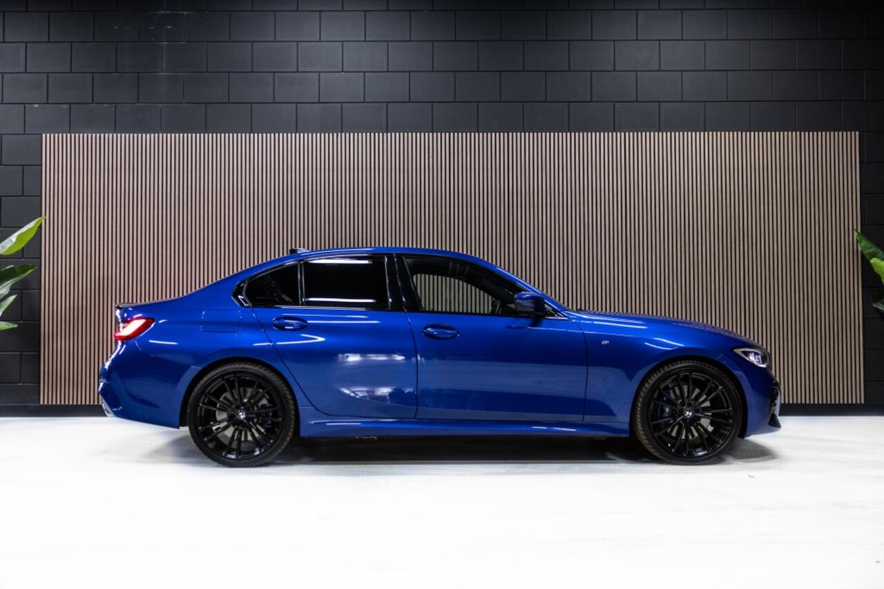 BMW 3-SERIE 3er - 330e M Sport | Shadow | Pano | HuD |