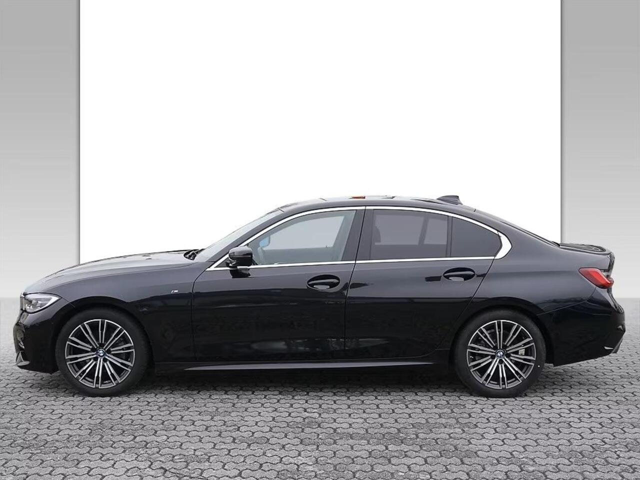 BMW 3-SERIE 320iA M-SPORT ** LED, LC Prof, NAVI+, LEDER, MEMORY-, SPIEGEL-, 18-inch LMV ** UNFALLFREI ** ** INFORMEER OOK NAAR ONZE AANTREKKELIJKE FINANCIAL-LEASE TARIEVEN **