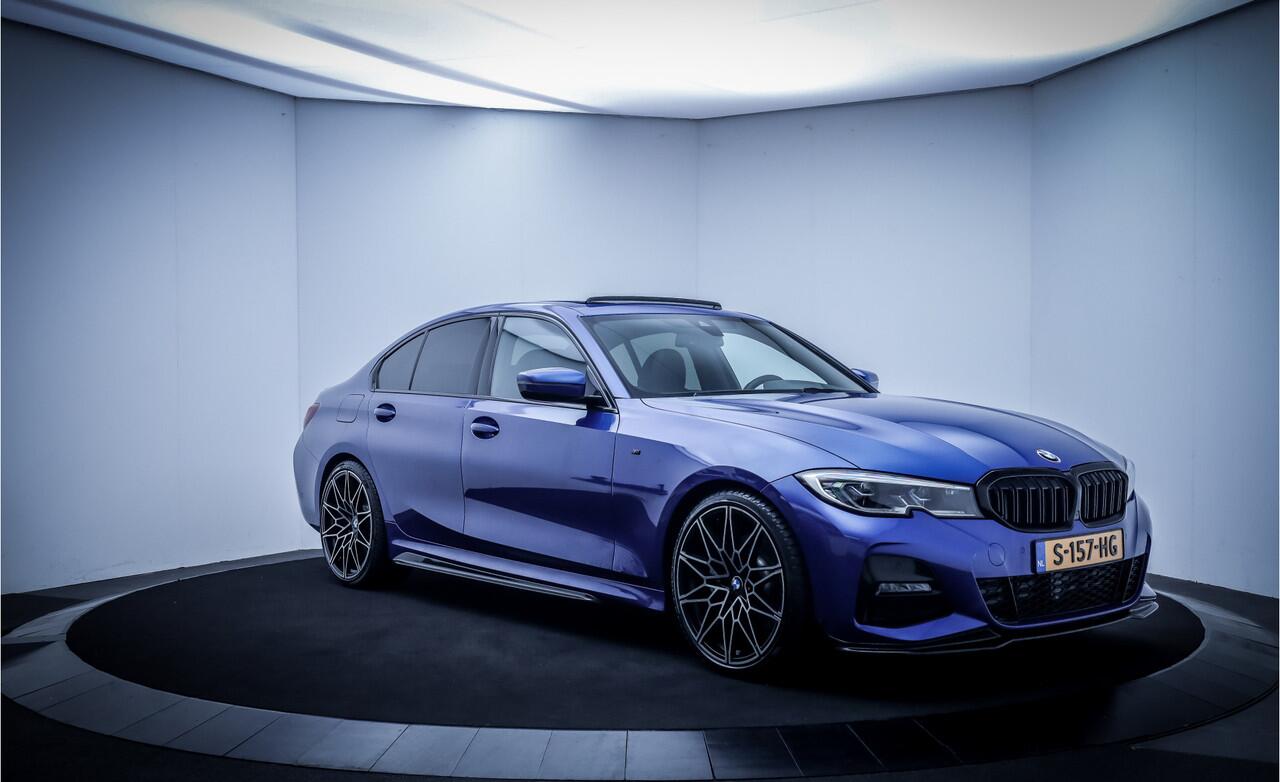 BMW 3-SERIE 330iA M-SPORT INNOVATION SCHUIFDAK | LASER LED | MEMORY | LEDER | STOELVERW | CAMERA | CARPLAY | DAB | LMV 20''