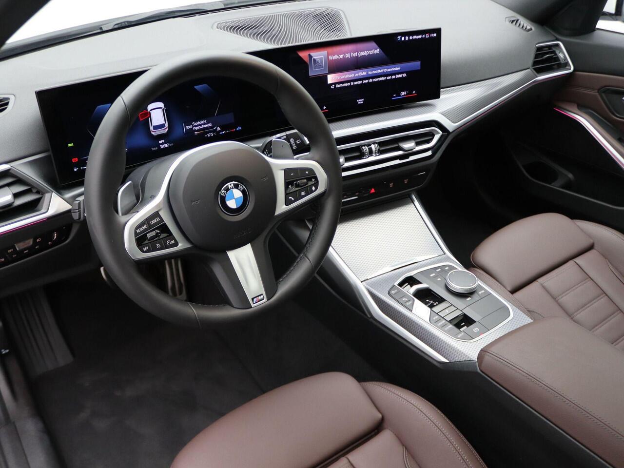 BMW 3-SERIE Touring 330i M Sportpakket Pro | Panoramadak | HIFI | Curved Display | 19"