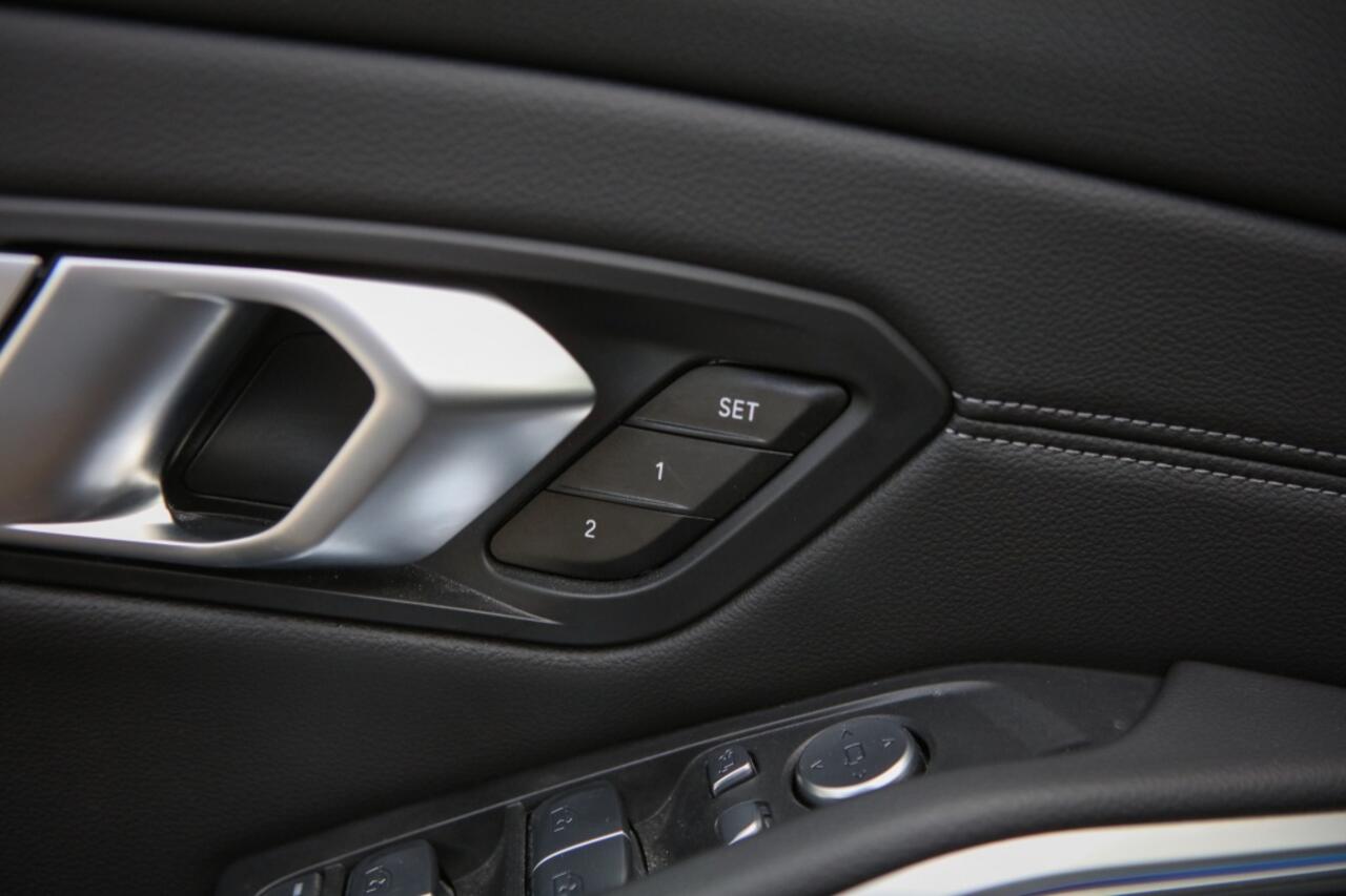 BMW 3-SERIE 320e | Laser | Schuif/Kantel | Apple Carplay | 360 Camera |