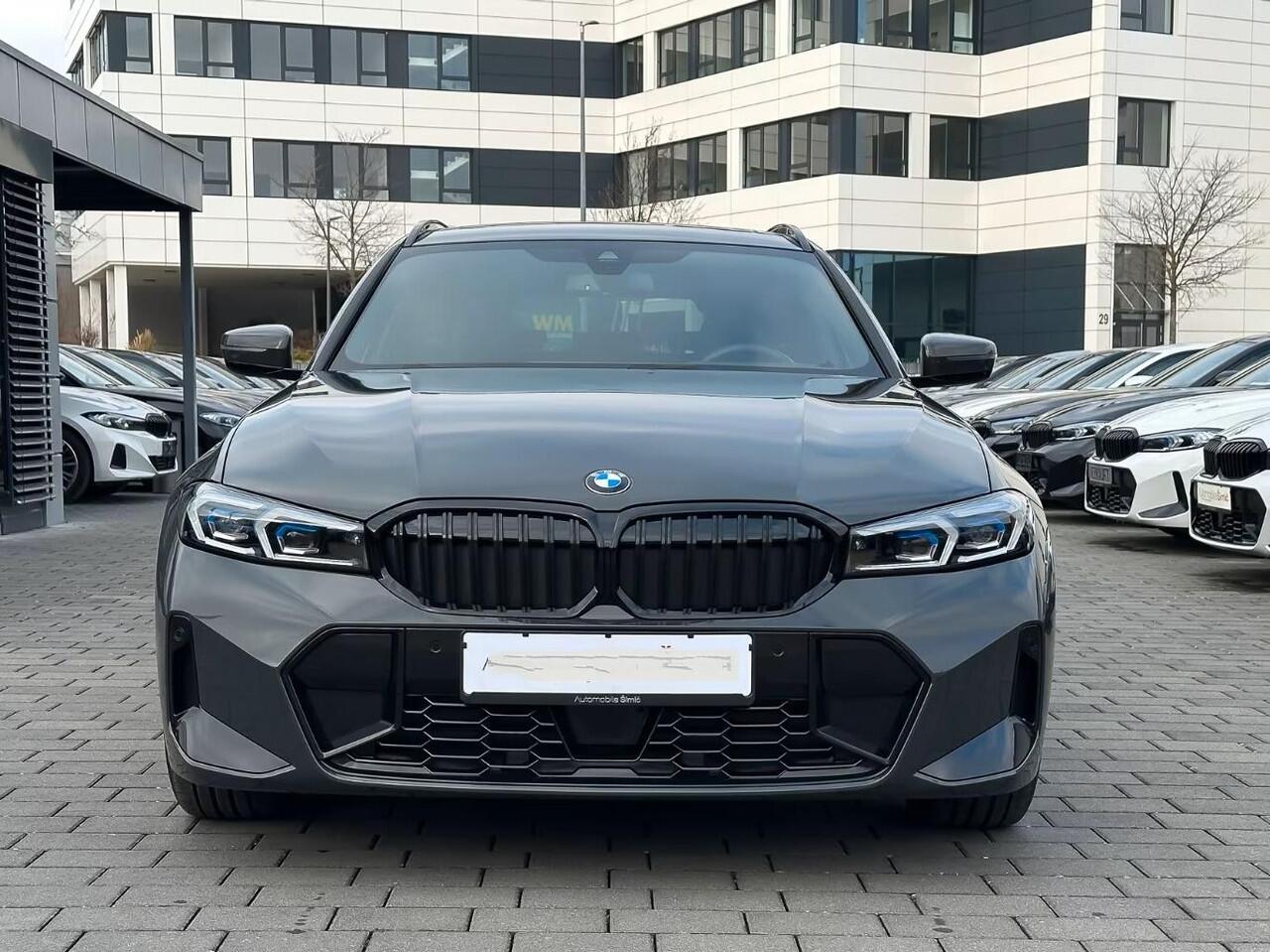 BMW 3-SERIE Touring 320d xDrive M-SPORT ** LED, NAVI+, PANORAMA, HuD, TREKH, 19-inch LMV, DRAVIT GRAU ** 1e EIG - UNFALLFREI ** ** INFORMEER OOK NAAR ONZE AANTREKKELIJKE FINANCIAL-LEASE TARIEVEN **