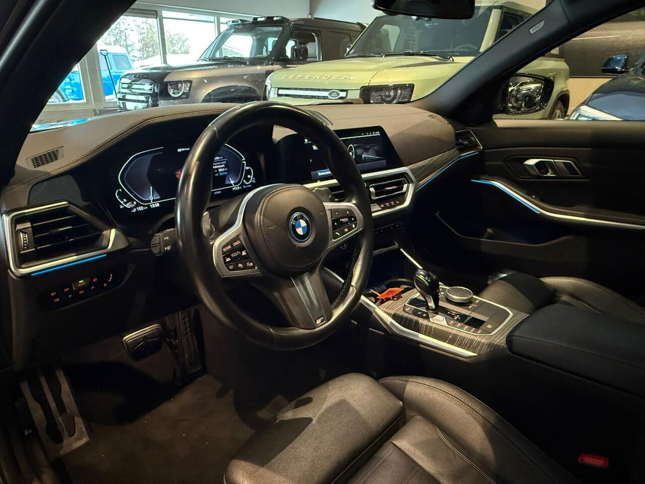 BMW 3-SERIE Touring 330e xDrive High Executive M Sport Panodak Laserled HUD Adaptive Cruise Leder