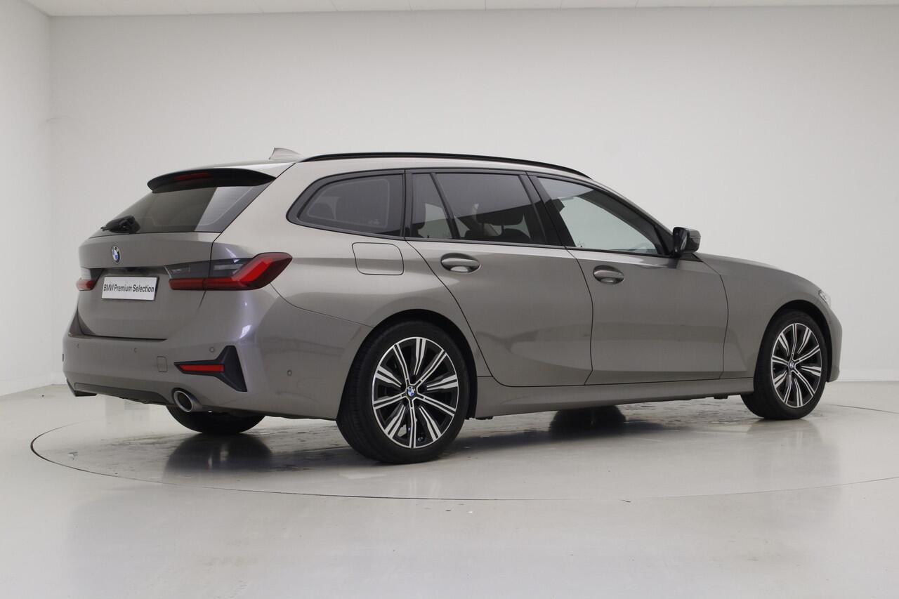 BMW 3-SERIE Touring 318i Sportline | Camera | Stoelverwarming | Hifi | Trekhaak |