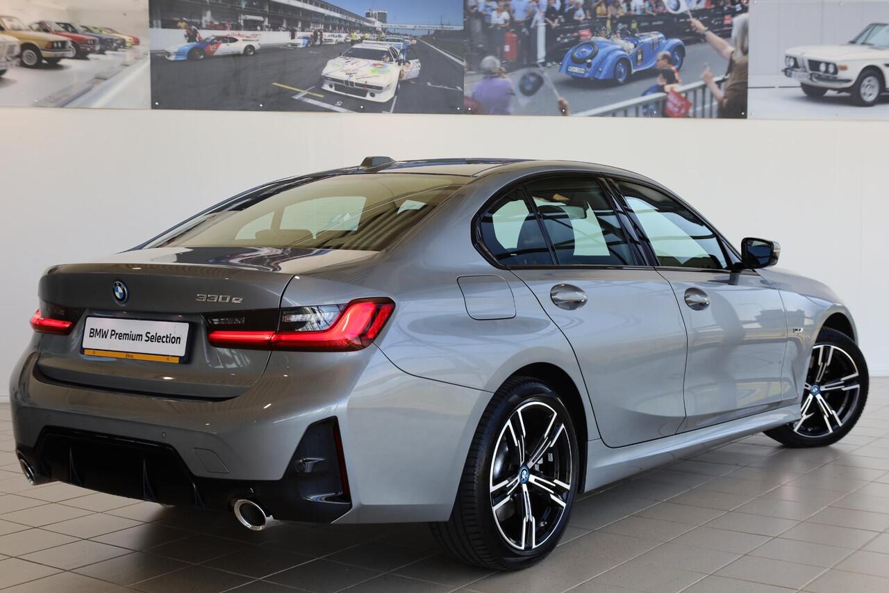 BMW 3-SERIE Sedan 330e | M Sportpakket