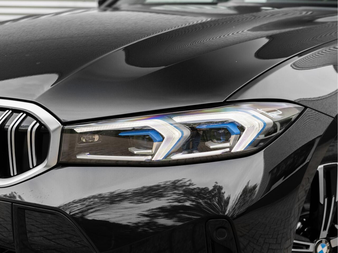 BMW 3-SERIE Touring 330e xDrive M-Sport - LCI 2 - Pano - Driving Ass Prof - Trekhaak