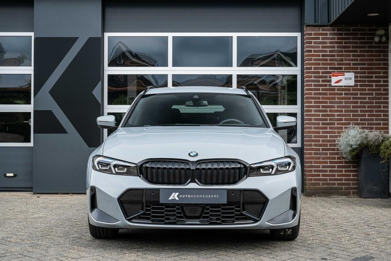 BMW 3-SERIE 330i xDrive M Sport | facelift | Shadow | Widescreen | Hifi | Camera | 18' inch |