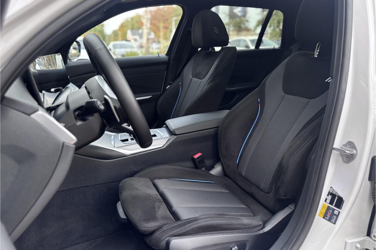 BMW 3-SERIE Touring 330e M-Sport | 19,5 kWh Accu | Panodak | Head-Up | Memory | Trekhaak | 360° Camera | Fabrieksgarantie