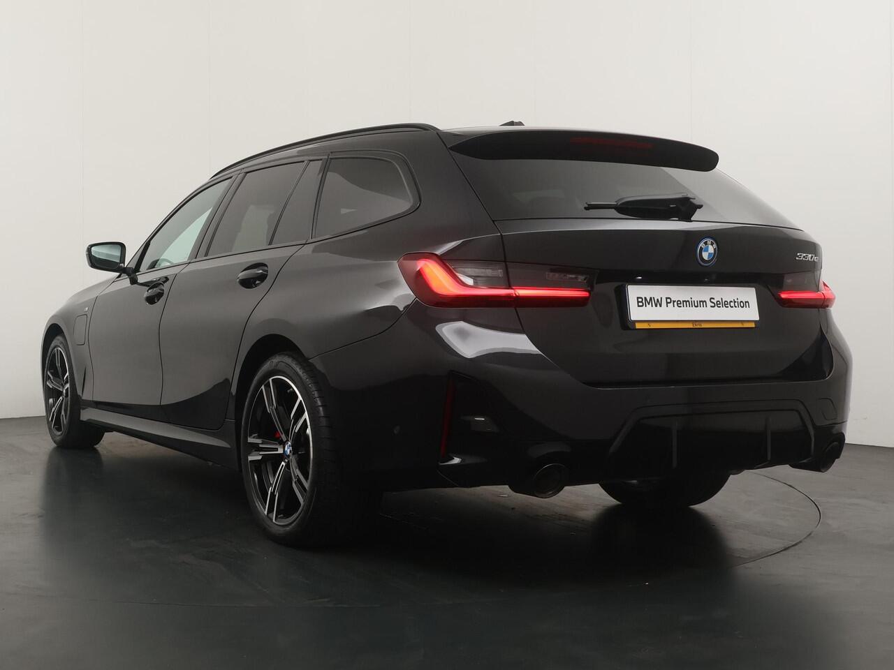 BMW 3-SERIE Touring 330e | M-Sportpakket | Trekhaak | Ekris Selection