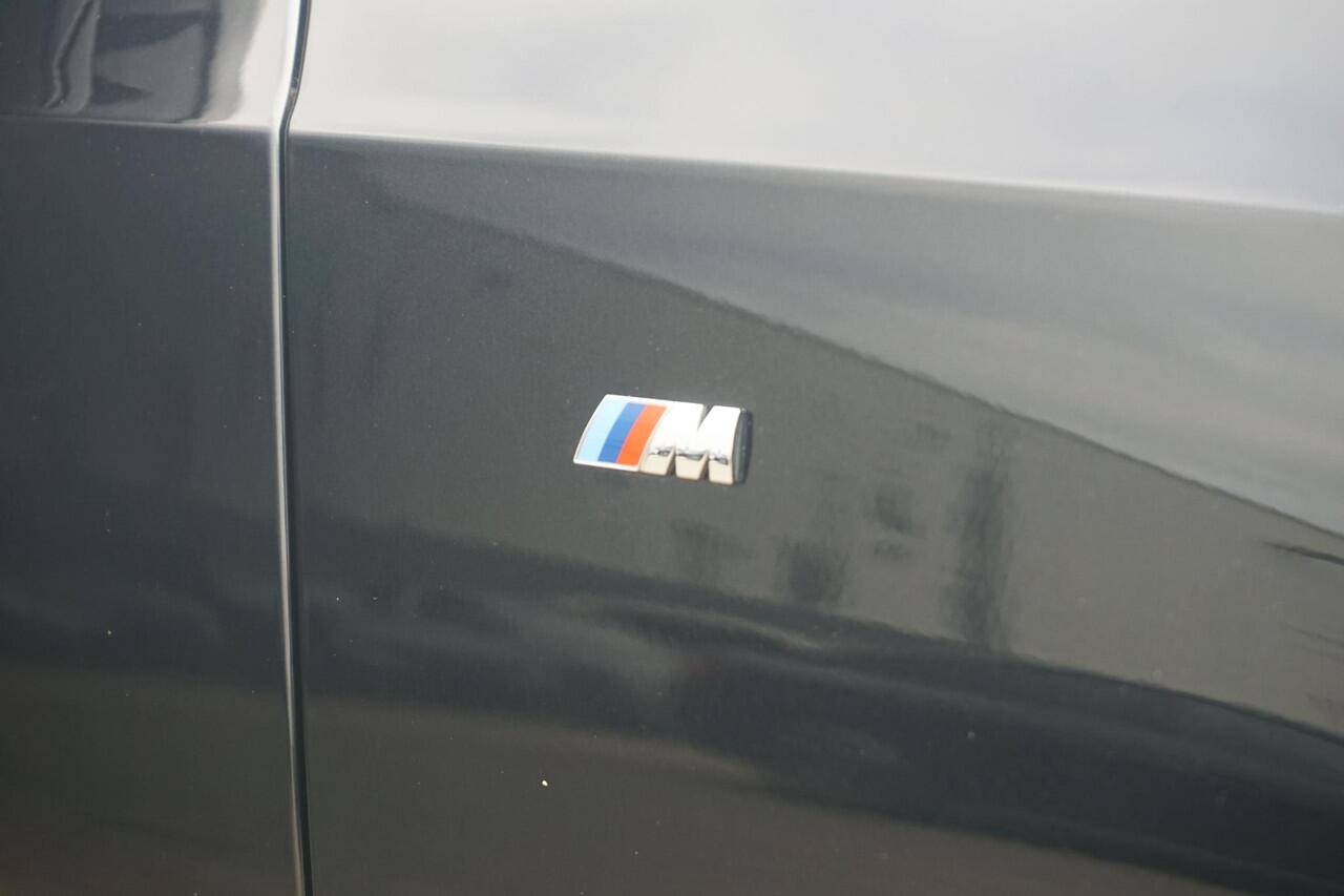 BMW 3-SERIE Sedan 318i M Sportpakket | Elektrisch Schuif-kanteldak / HIFI / Lederen Sportstoelen