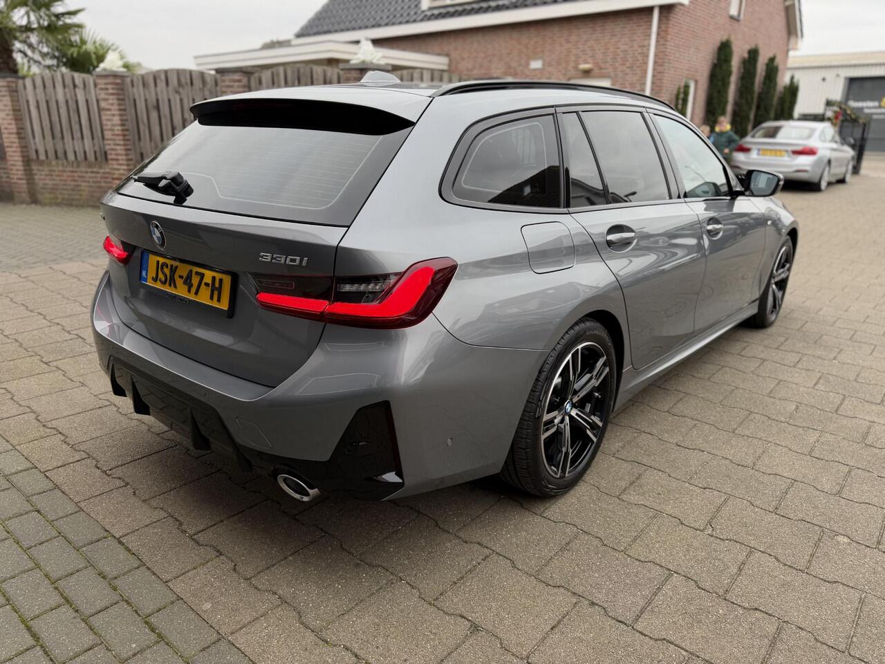 BMW 3-SERIE Touring 330i xDrive M-Sport