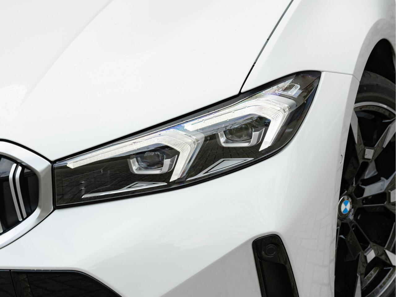 BMW 3-SERIE Touring 330e xDrive - M-Sport - LCI 2 - Memoryzetel - Head-up - Driving + Parking Ass