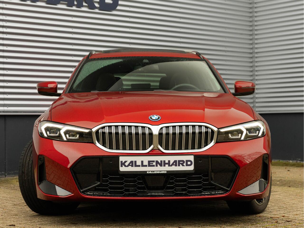 BMW 3-SERIE Touring 330e M-Sport - Pano - Trekhaak - LCI 2 - ACC - Hifi