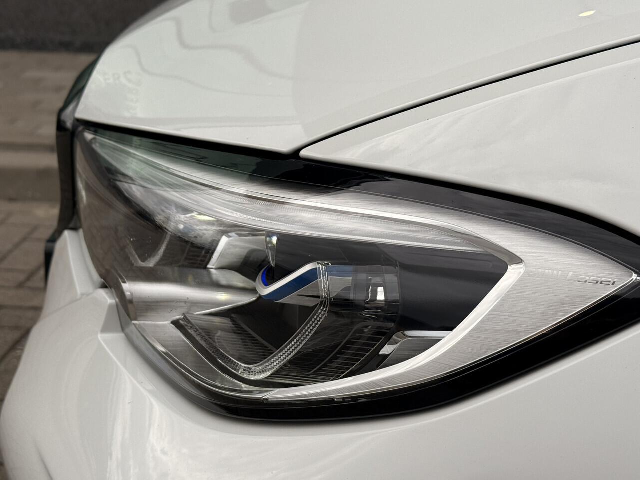 BMW 3-SERIE 320i M-Sport | Schuifdak | ACC | LEDER | MEMORY | LASER | 20 INC | CAMERA