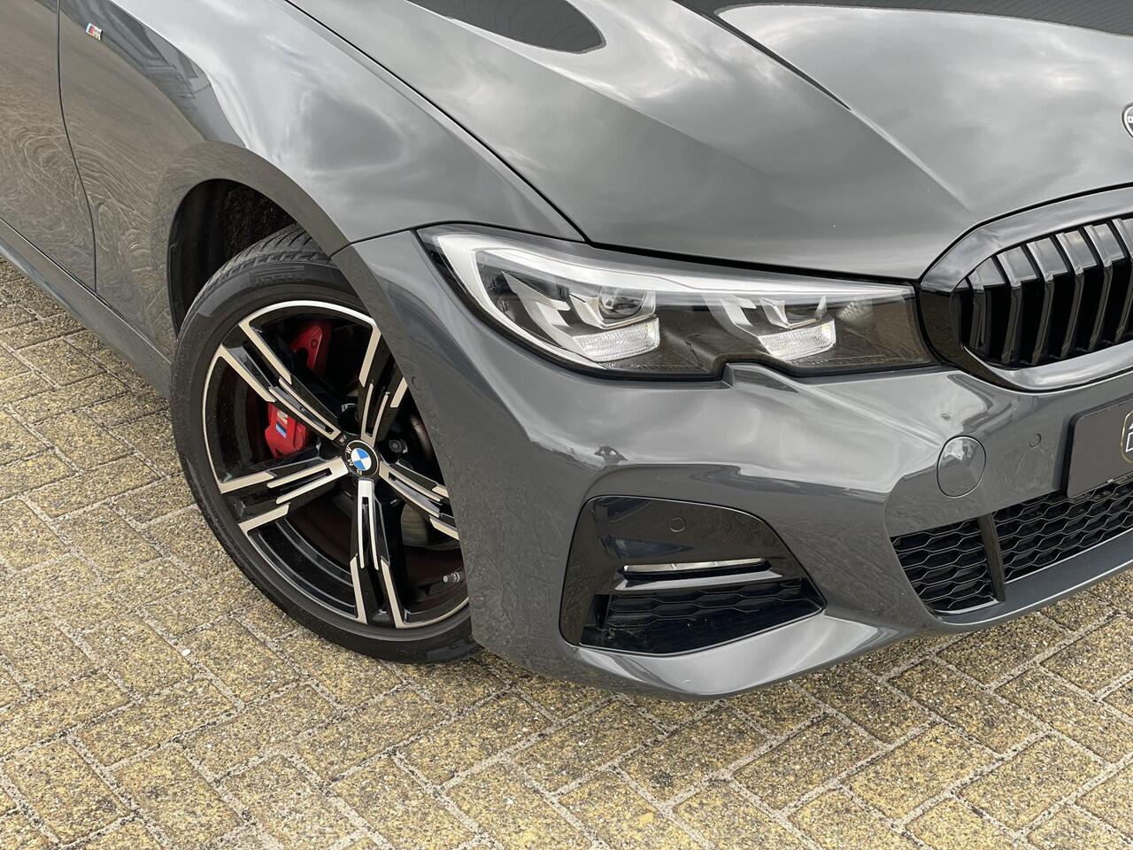 BMW 3-SERIE Touring 330e xDrive High Executive | LUXE VEEL OPTIES | Zeer nette staat | Tegen meerprijs interieur in zwart mogelijk |