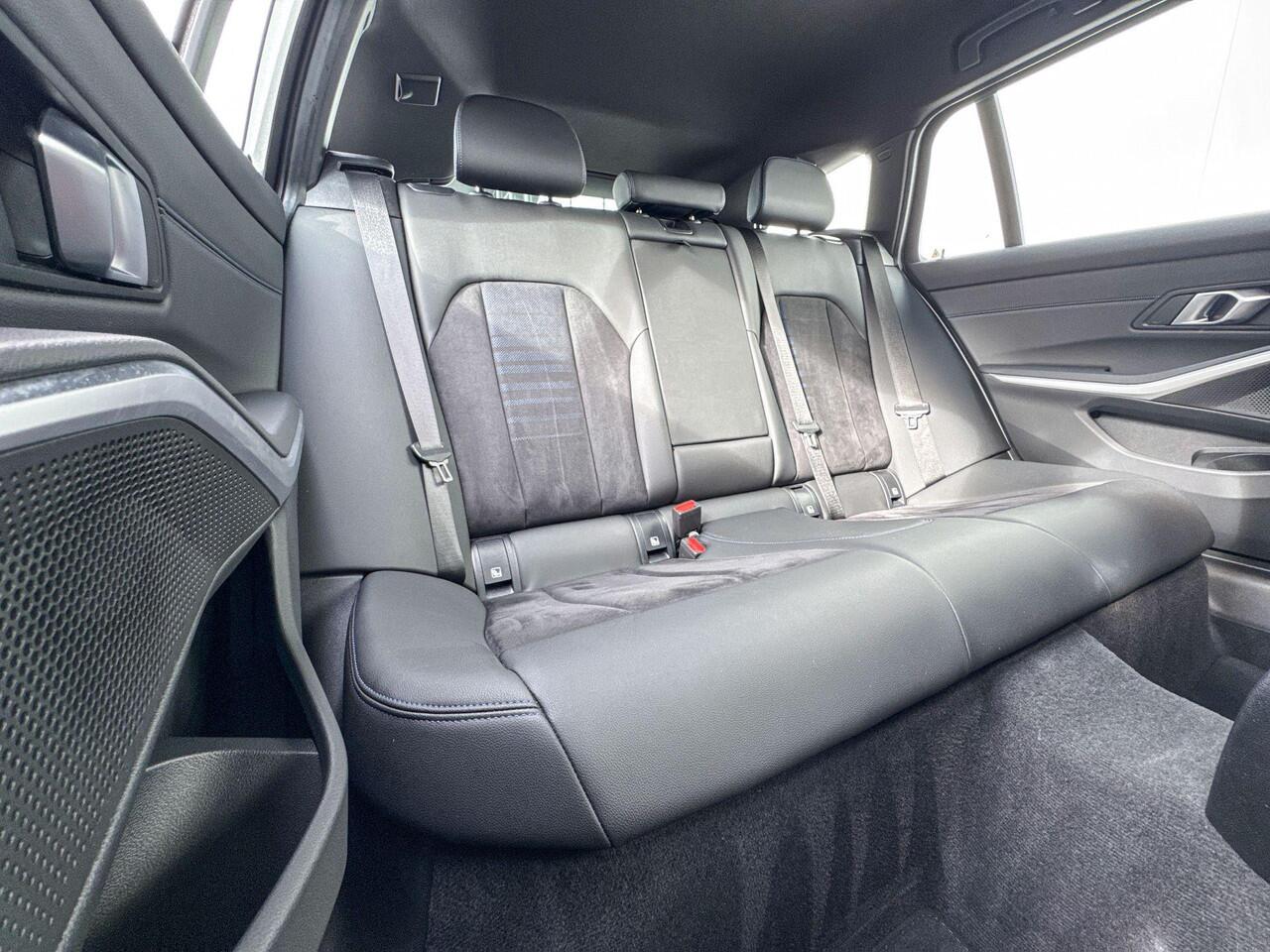 BMW 3-SERIE Touring 318i | Trekhaak | M Sport