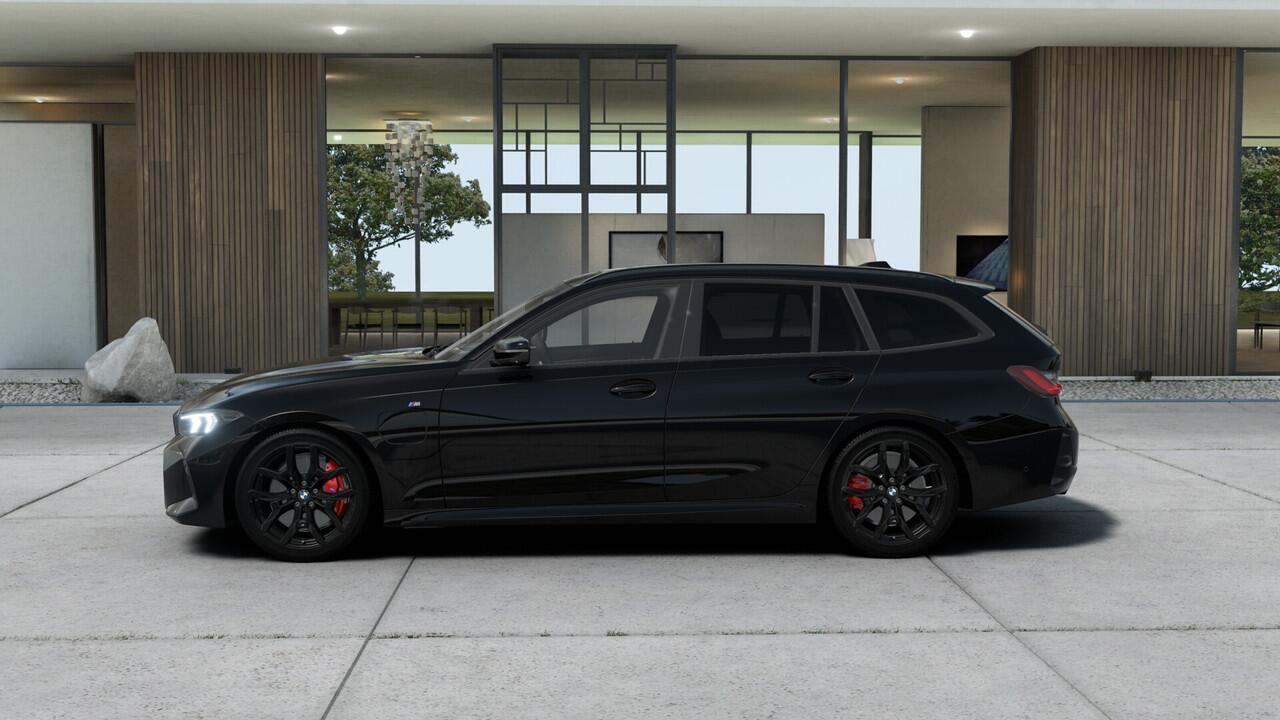 BMW 3-SERIE Touring 330e High Executive M Sport Automaat / Panoramadak / Trekhaak / Sportstoelen / Adaptieve LED / Parking Assistant Plus / Active Cruise Control / Comfort Access