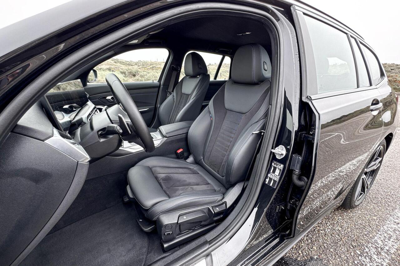 BMW 3-SERIE Touring 318i | M Sport | Stoelverwarming | Trekhaak |