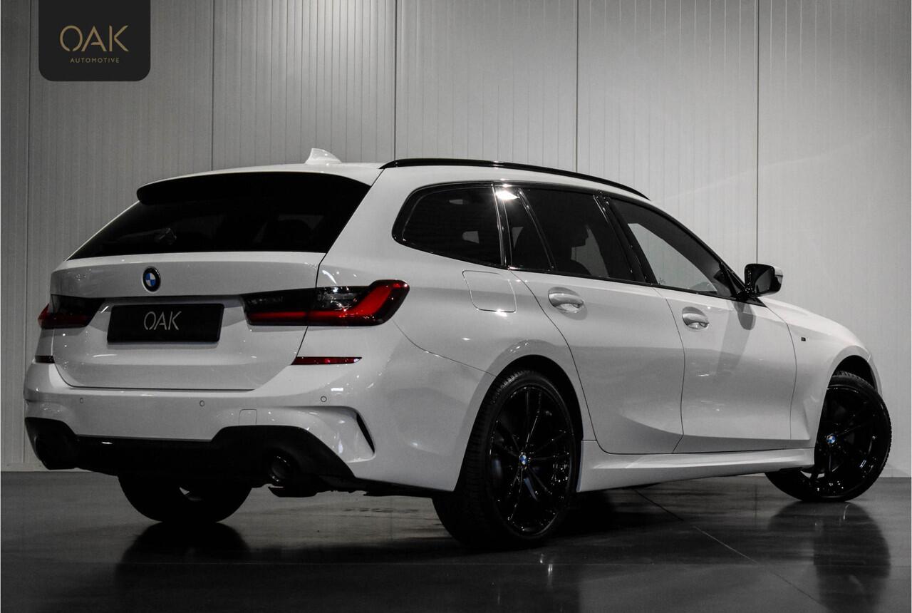 BMW 3-SERIE Touring 330e | M-Sport | Live Cockpit | Panorama | H&K | ACC | Leder/Alcantara | Alpin Wit