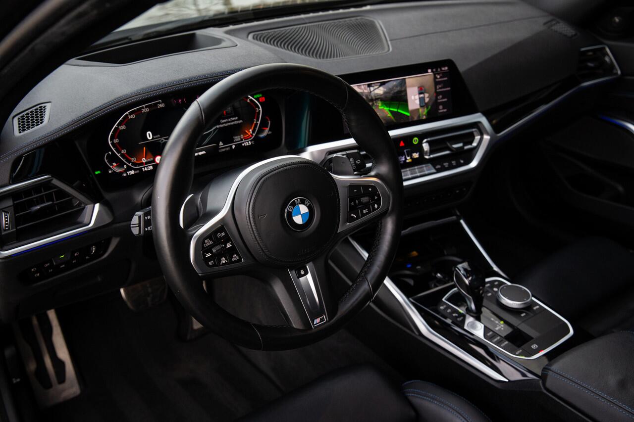 BMW 3-SERIE Touring 330i High Executive Edition , M-Sport Pro, M Supersportstoelen, BMW Individual velgen, Panoramadak, Harman&Kardon, 360-camera,