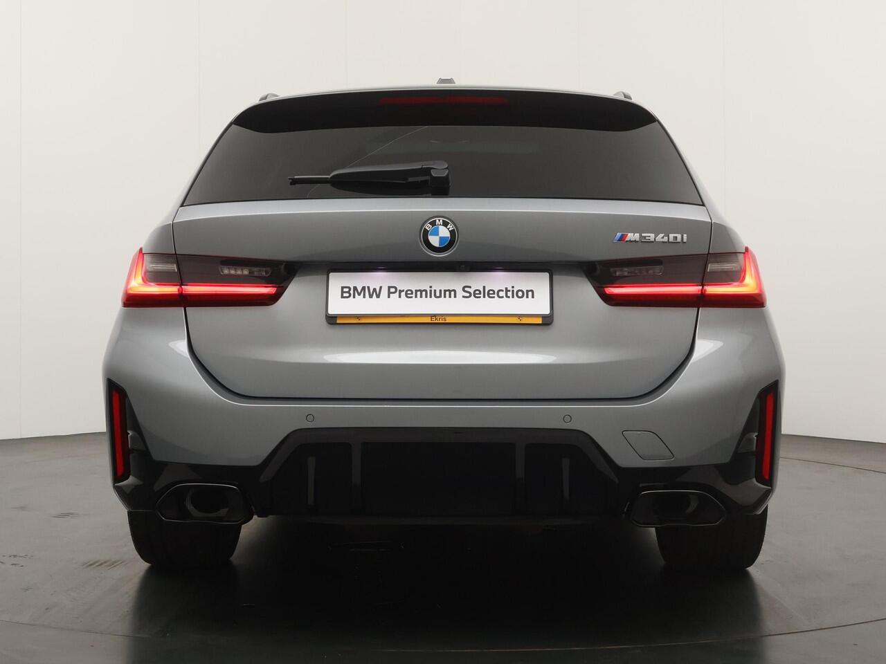 BMW 3-SERIE Touring M340i xDrive | M-Sportpakket | Panoramdak | Harman Kardon |