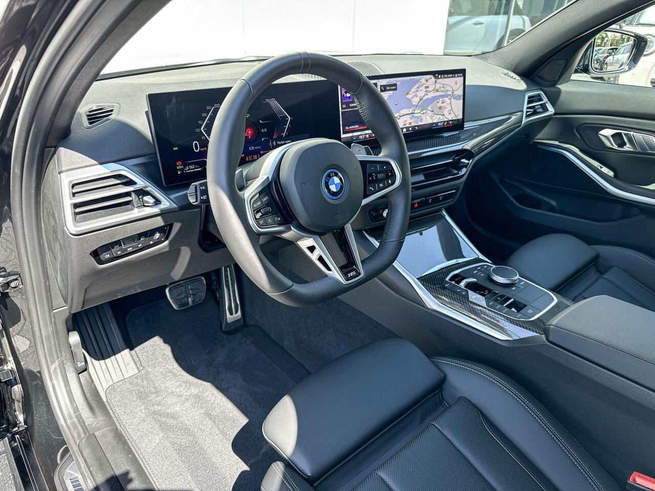 BMW 3-SERIE Sedan 330e