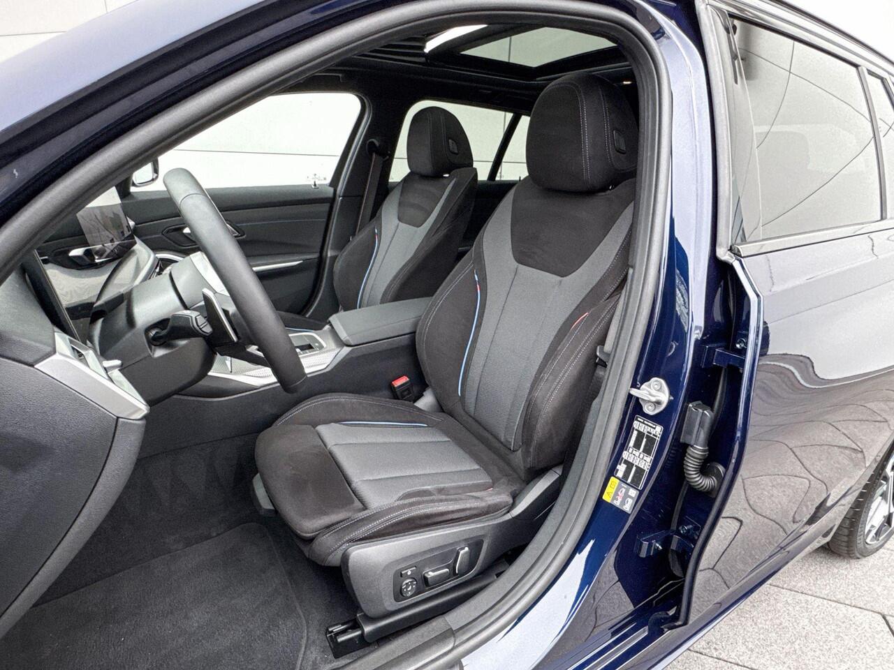 BMW 3-SERIE Touring 330e xDrive M-Sport PRO | Panoramadak | Trekhaak | Driving Assistant Professional