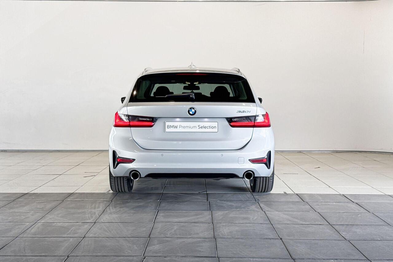 BMW 3-SERIE Touring 320i Executive Edition Model Sport Line Aut.