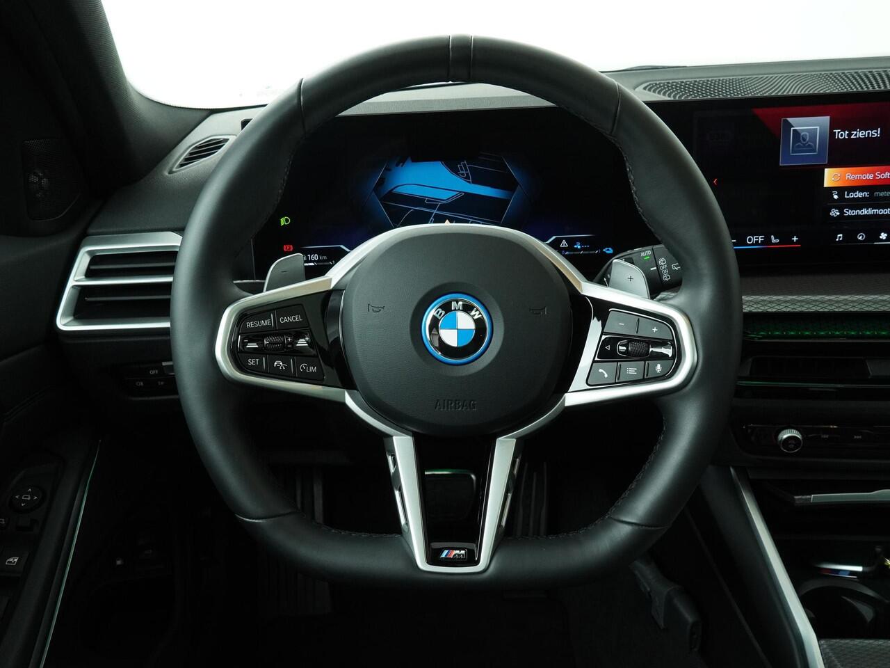 BMW 3-SERIE Touring 330e | M-Sportpakket | Trekhaak | Ekris Selection