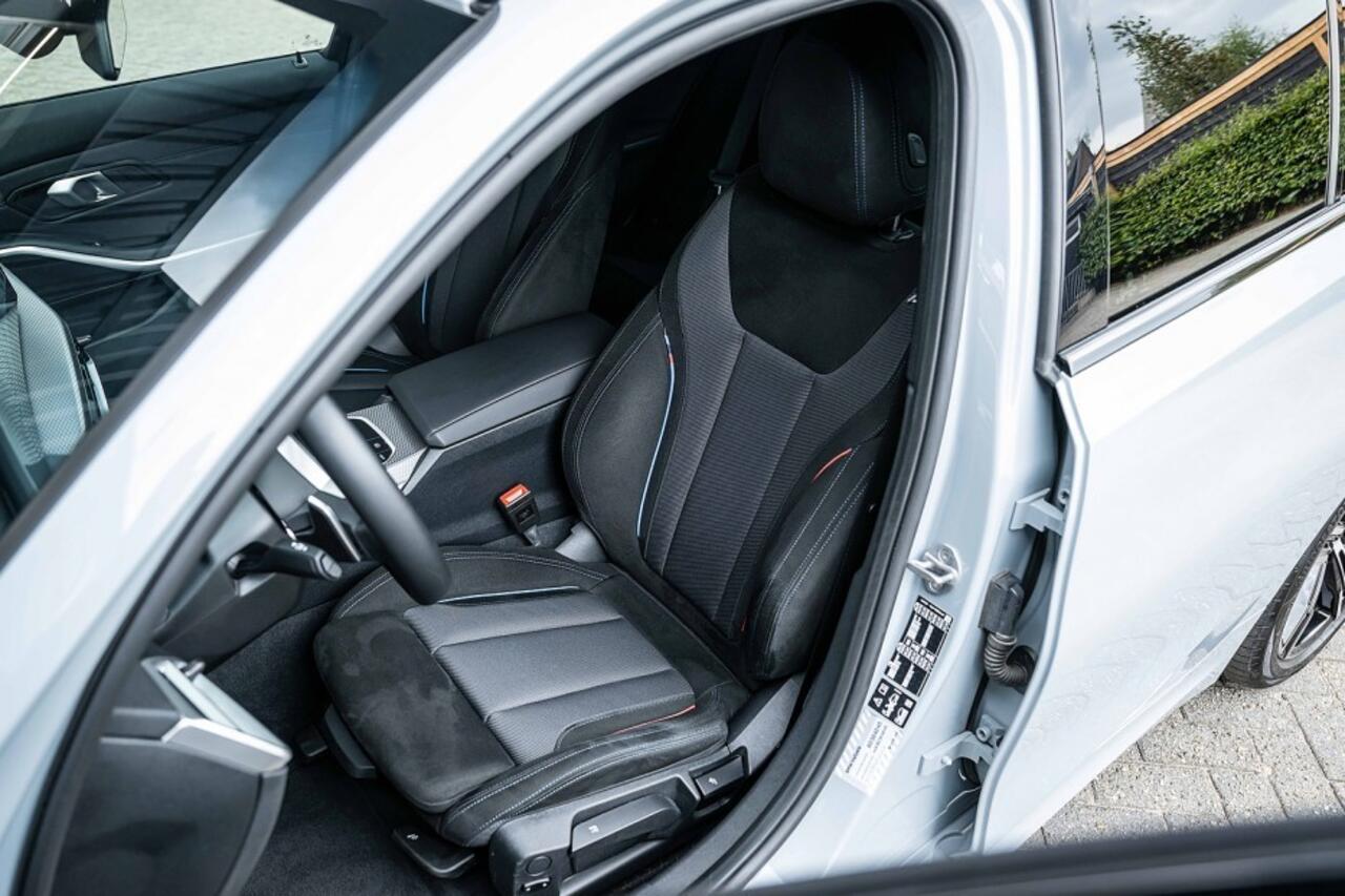 BMW 3-SERIE 330i xDrive M Sport | facelift | Shadow | Widescreen | Hifi | Camera | 18' inch |