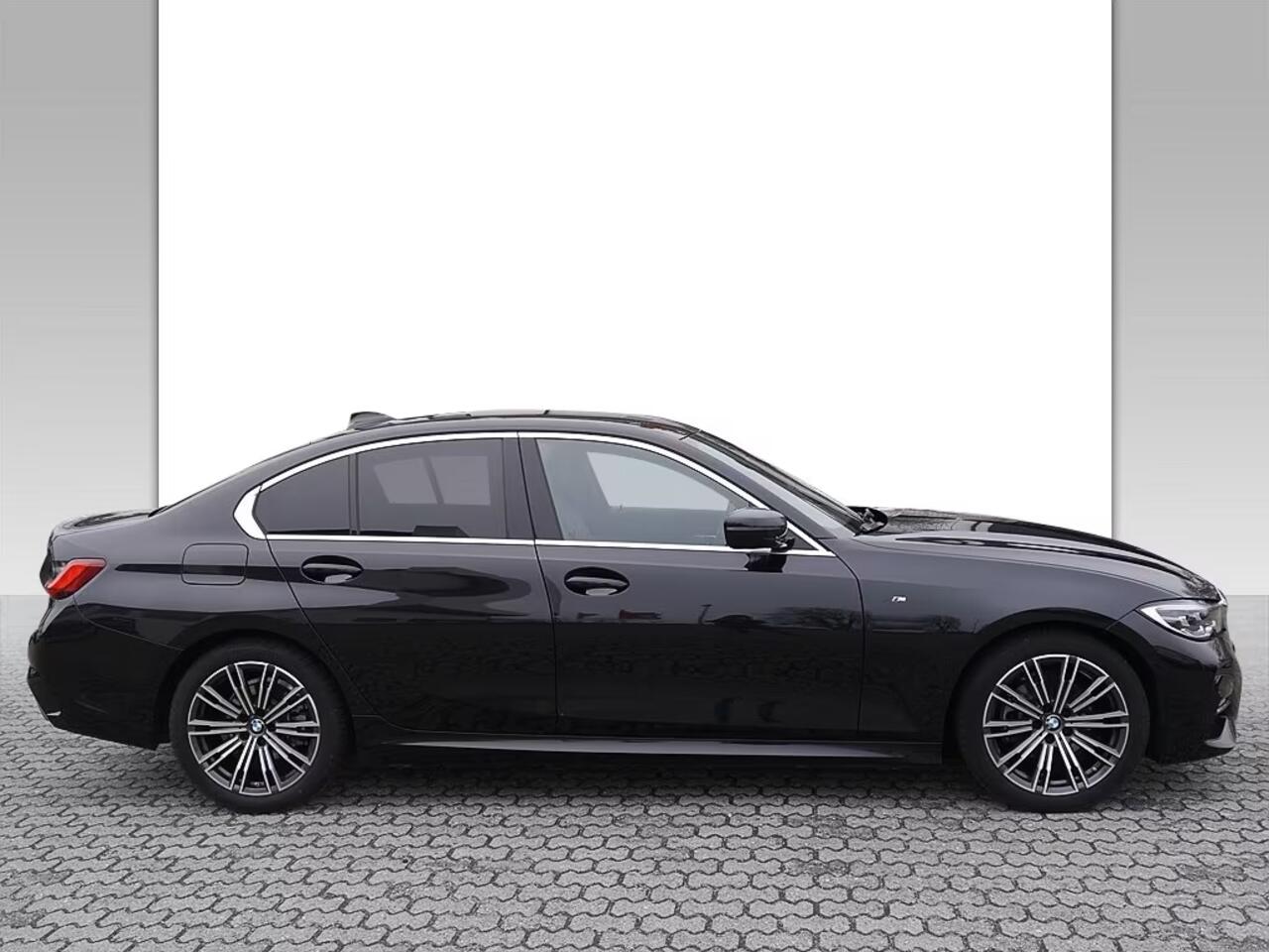 BMW 3-SERIE 320iA M-SPORT ** LED, LC Prof, NAVI+, LEDER, MEMORY-, SPIEGEL-, 18-inch LMV ** UNFALLFREI ** ** INFORMEER OOK NAAR ONZE AANTREKKELIJKE FINANCIAL-LEASE TARIEVEN **