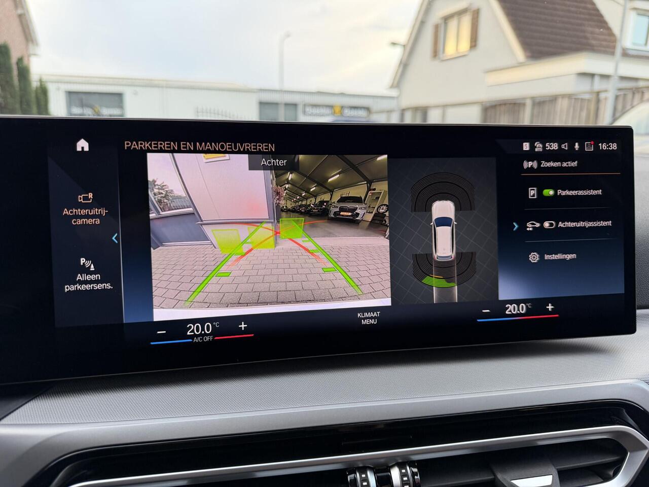 BMW 3-SERIE Touring 320e LCI Org NL 1ste eigenaar Widescreen