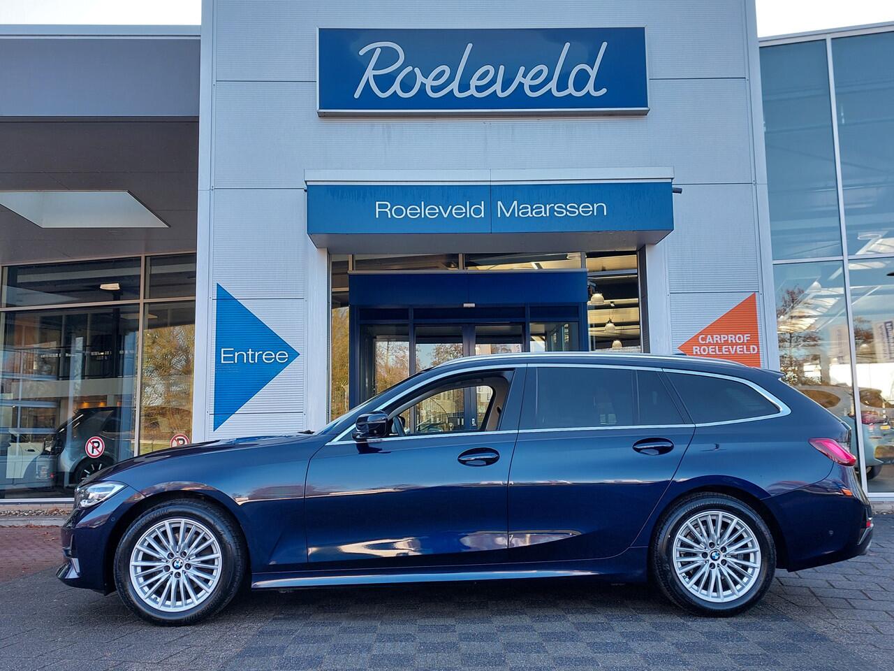 BMW 3-SERIE Touring 320i 184pk Automaat High Executive Individual | Origineel NL | Navi | Apple Carplay | Adap.Cruise | Leder+Verwarmd | Dodehoek+Rijstrooksensor | Pdc V+A+Assist+360 Camera | Privacy Glass