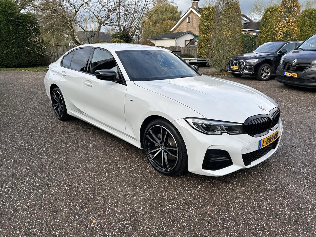 BMW 3-SERIE 320e Business Edition Plus