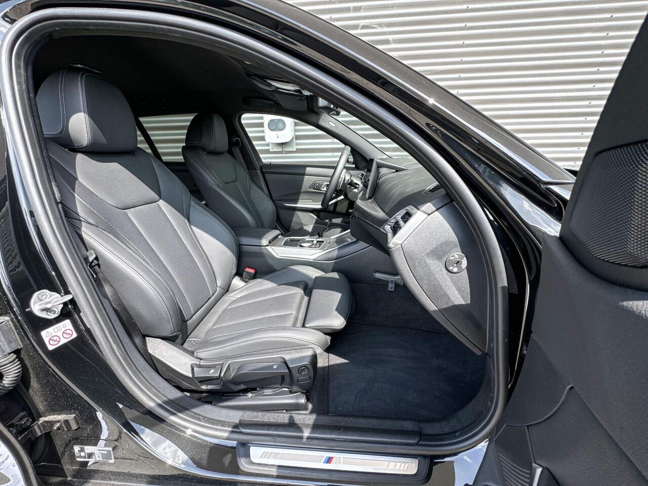 BMW 3-SERIE Touring 318i M Sportpakket / Comfort Pack / Trekhaak / Selections